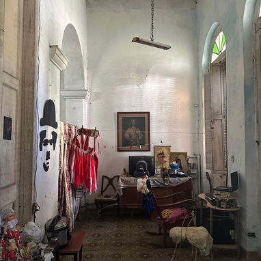 Vendo Casa en el Vedado Ubicación Premium - Img 118425035