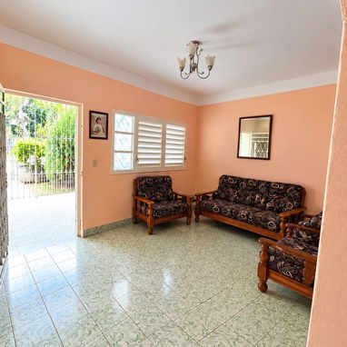 Se vende casa en 10 de octubre - 4/10