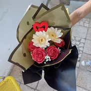 Adornos florales para bodas, quince, regalos - Img 54944139