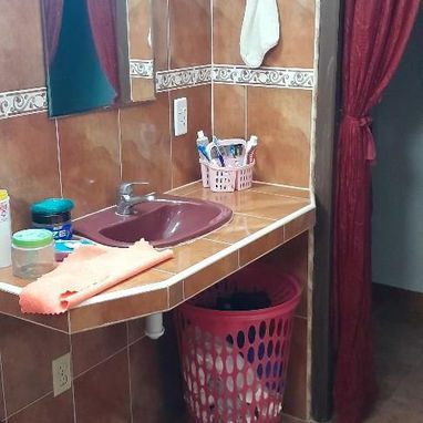 • LR005 🏡 Apartamento / Casa en Venta – Playa, La Habana 📍 Ubicación: Ave 41, Playa, La Habana 📌 Zona residencial - Img 123214233