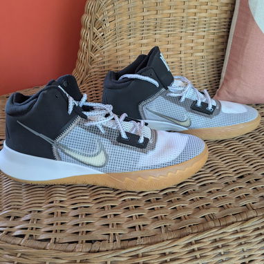 Tenis Nike número 10 usa / 44 eur, 50 usd o al cambio - 2/5