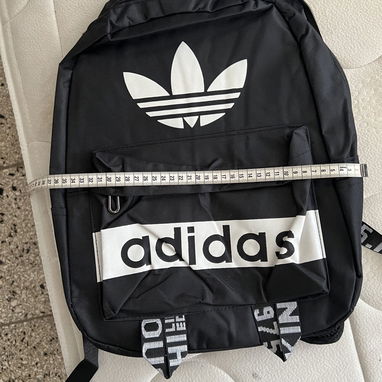 Mochilas Nike y Adidas , medidas en las fotos - 3/3