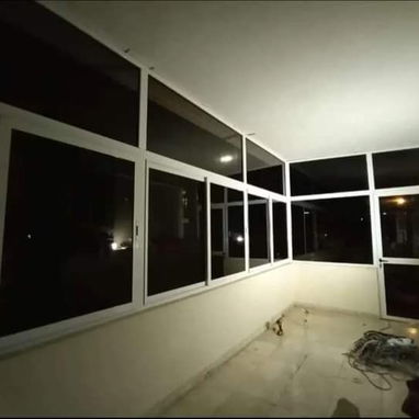 Todo tipo de trabajos en marquetería de aluminio con todo tipo de cristal - Img 126008603