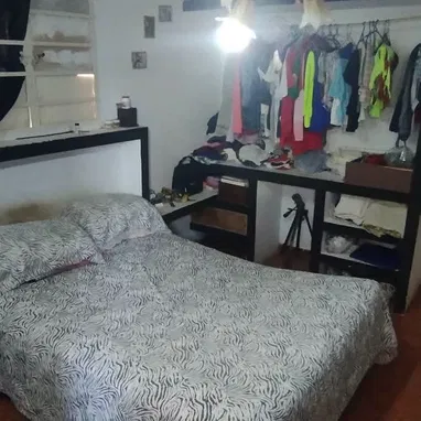 Casa puerta calle en el vedado 12 y 23. - 3/8