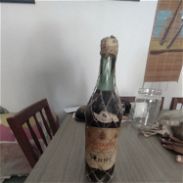 Vendo botella de Terry Malla Dorada 30 añejada - Img 45667215
