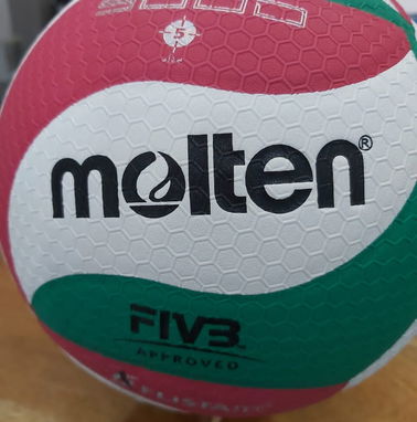 Balones de Voley, Voleibol, Volleyball marca Molten - Img 86428056