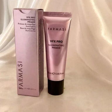 Primer iluminador de Farmasi - 2/3