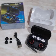 Audífonos inalambricos Bluetooth M10 con Power Bank y gomitas de repuesto - Img 45514816