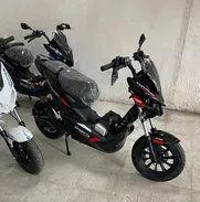 *MOTOS ELÉCTRICAS VOLTRIDE 2025*, nuevas 0km a estrenar por el cliente .   2000W   72V  /  35 AH - Batería de Lithium - Img 50180489