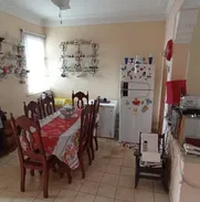Se permuta una casa en S.Suárez más un apto en la Víbora ambos de 3 cuartos por una casa de 5 o 6 cuartos. - Img 48203294