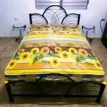 Camas de tubo con colchon - 7/10