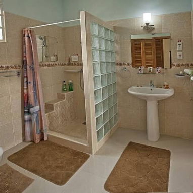 Casa disponible en Nuevo Vedado con respaldo energético - 5/6