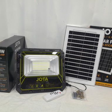 LAMPARAS Y REFLECTORES SOLARES - 4/5