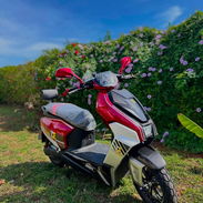 MOTO ELECTRICA TOPMAQ E4*  ⚙️ Especificaciones: • Motor: 3000 W • Voltaje: 72 V • Batería: 45 Ah • Controlador / Caja: - Img 57192732