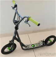Carriola o scooter marca Mongoose para niños y adolescentes - Img 45761796