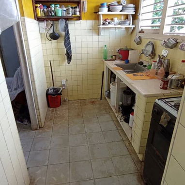 Apartamento en venta , 2 cuartos, teléfono,gas de la calle , 2do piso, construcción capitalista - 4/7