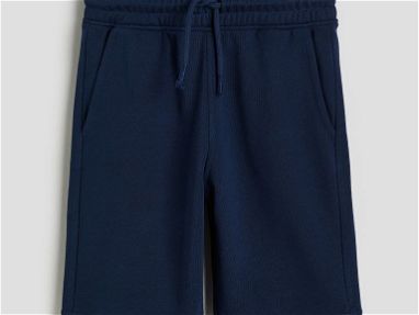 Shorts H&M de felpa y naylon - Img 67087005