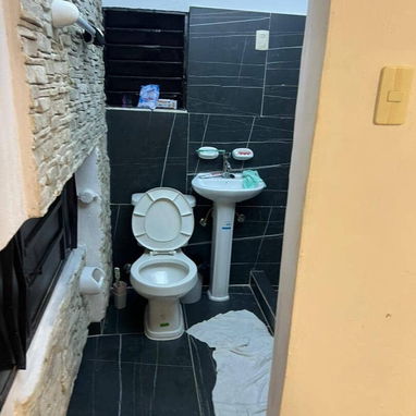 Se vende casa puerta calle en centro habana(zona soterrada) - 4/9