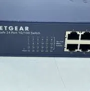 Vendo Switch Netgear ProSafe 24 port 10/100 JFS524v2 - Img 49899959