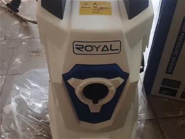 Maquina de agua a presión para fregar nueva original royal - Img 68887629