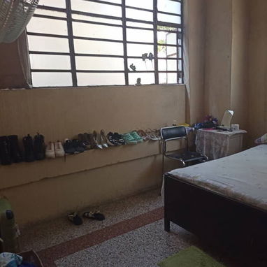 Casa en venta en el municipio Plaza con dos cuartos - 6/7