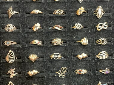 Joyas de oro y plata anillos, cadenas, aretes, piercings, dijes, dormilonas, manillas, tobilleras - Img 65879145