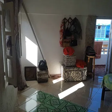 Vendo  apartamento  independiente  en el vedado - 3/10