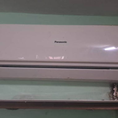 Vendo split inverter marca Panasonic con problemas para retener el gas. En 50 usd - Img 121049953