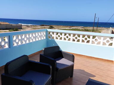 🌟 Renta casa en Cojímar con vista a la costa de 2 habitaciones,1 baño, terraza,sala, cocina equipada, caja de seguridad - Img 64125511