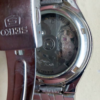 Seiko 5 de uso, único dueño. 50 USD o al cambio. - Img 108990664