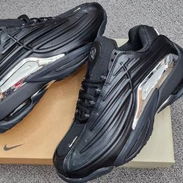 NIKE Noctas negras originales ✅️ precio:80usd ⭕️ media talla reducida - Img 57981042