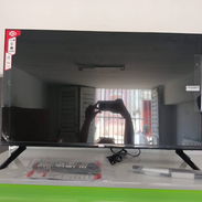 Televisor EKO 32" Cajita interna y soporte a la pared - Img 57838045