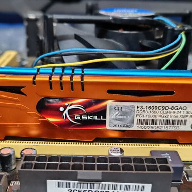 Kit ASUS H81M-CT micro I5 4ta 3.20Ghz 8Gb RAM DR3 - 3/4