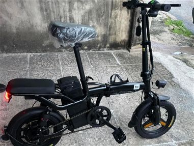 Bicicleta eléctrica plegable (70 km) - Img main-image
