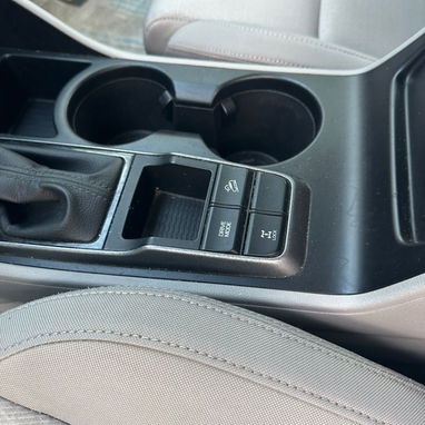 Vendo negocio, Hyundai Tucson, 2017 80 mil millas - Img 116194585