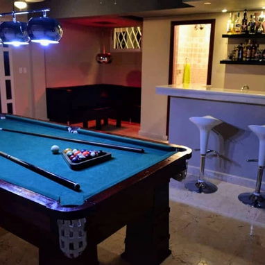 🏤⚡️Casa de renta lineal con piscina en La Habana (municipio 10 de octubre) (7 habitaciones) - 7/10