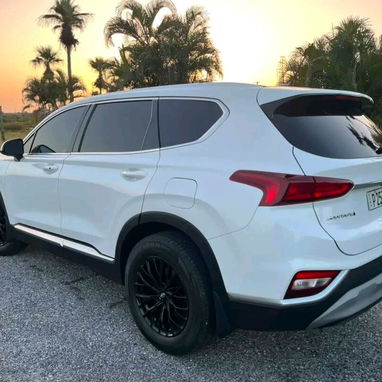 Hyundai Santa fe 2020 motor de 2.4  Todo listo para traspaso. Llamar al 58873843. no negocio - 4/5