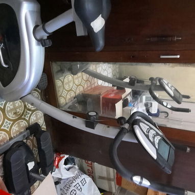 Bicicleta estática de uso - Img 122424024