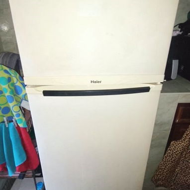Vendo refrigerador Haier de uso, funcionando y en muy buen estado, por $ 150.00 USD. - 2/5