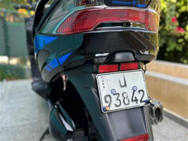 Vendo moto de gasolina maxi scooter automática suzuki - Img 66250099
