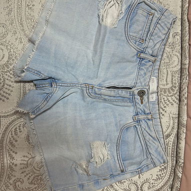 Ropa de venta d garaje - Img 124222706
