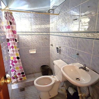Casa de 2/4 y 1/2, 2 niveles, carposh, en Marianao (M-22) - Img 120144796