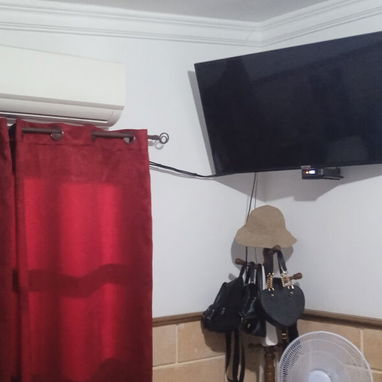Maravillosa casa en La Lisa. Con todas las comodidades. - 6/10