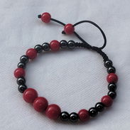 Pulsera de Onix rojo y Magnetita - Img 54771571