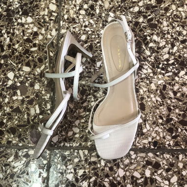 Tenis y tacones - Img 120439049