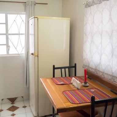 🏠 Discover this linear rental apartment in Central Havana. Near Carlos III. 👥 Sleeps 3: $400 USD per month - Img 120555479