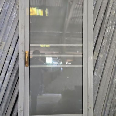 *PUERTAS ORIGINALES DE ALUMINIO IMPORTADAS*   *USO PARA INTERIORES*   *DOBLE CRISTAL TEMPLADO*  *MEDIDAS 80x 2.10*   *Ap - 2/2