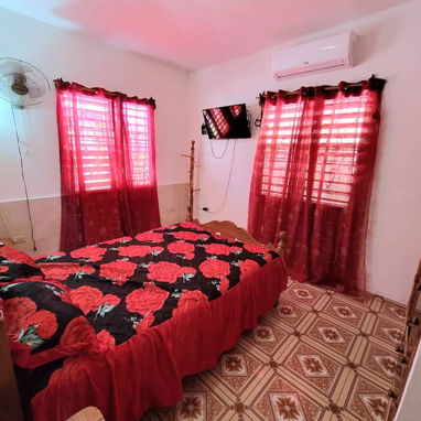 Casa con piscina en playas del Este.  Reservas por WhatsApp 5 8142662 - Img 119611663
