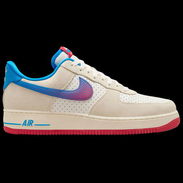 (X) Zapatillas Nike Air Force 1 en beige con detalles vibrantes en azul y fucsia $85.00 - Img 57074220