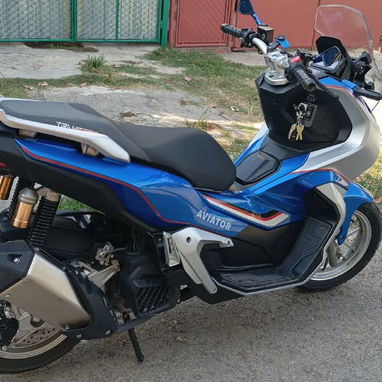 Moto automática pocas en cuba,es traída de EE.UU - 4/5